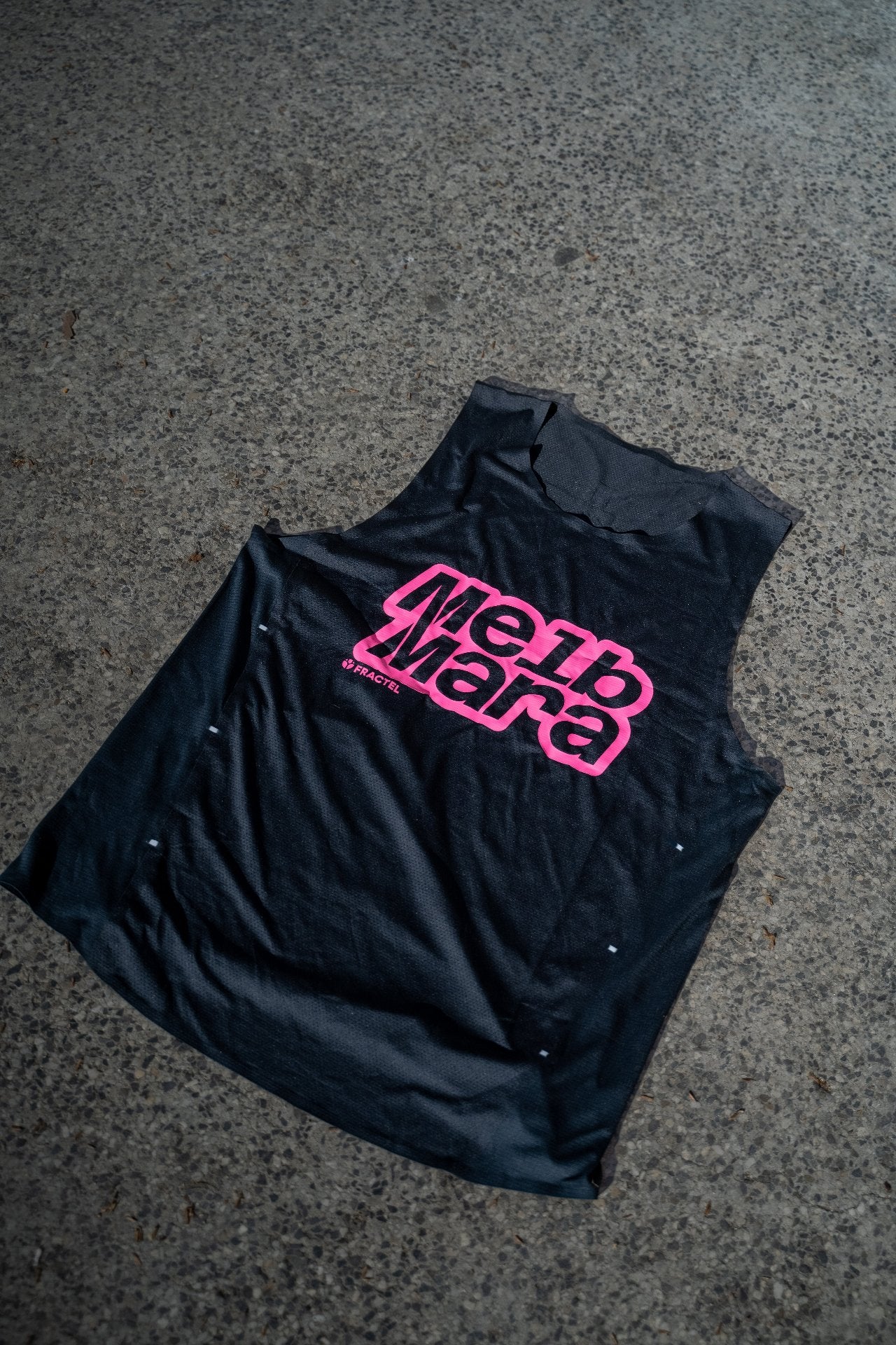 MELBOURNE Performance Singlet