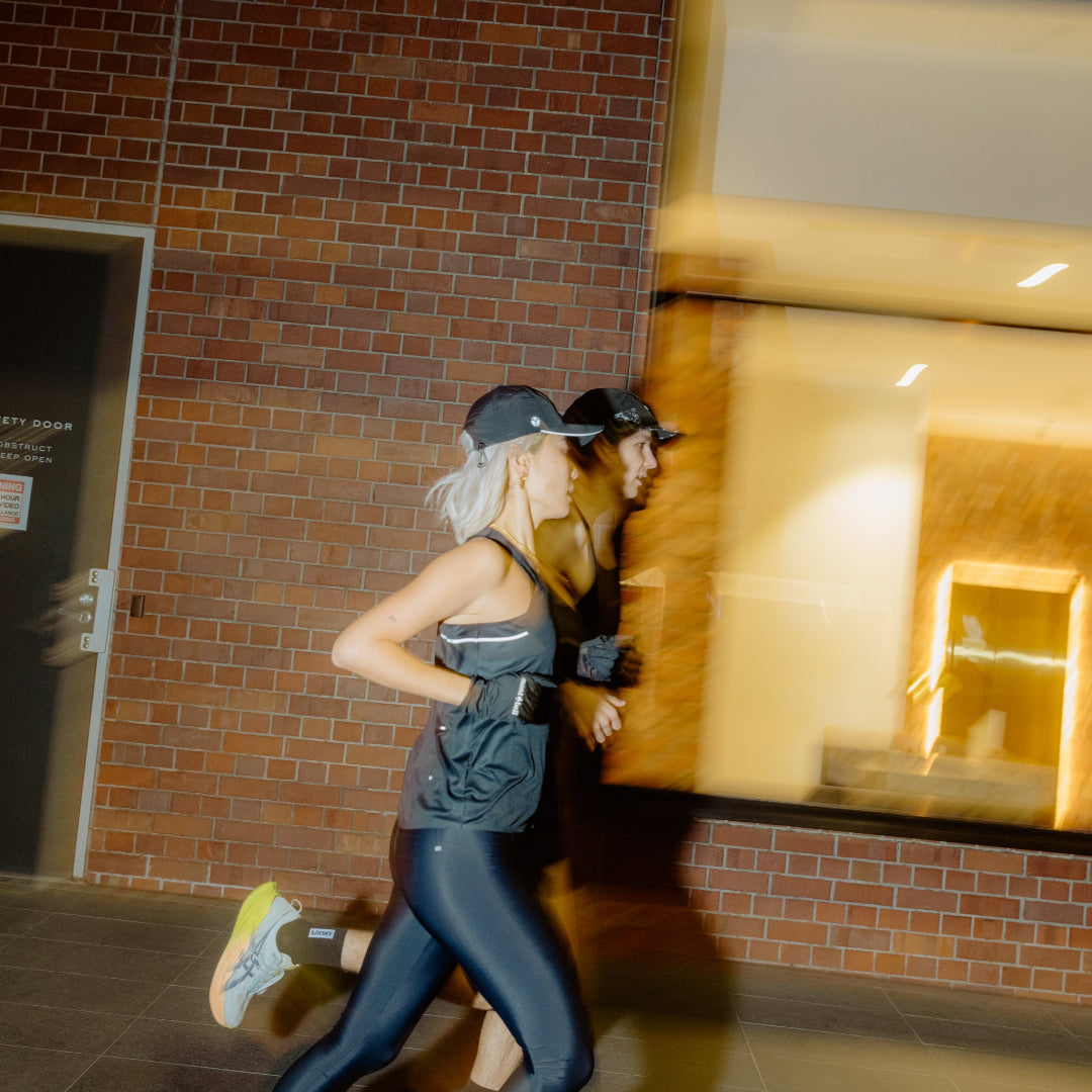 Women's V-BLACK Race Singlet