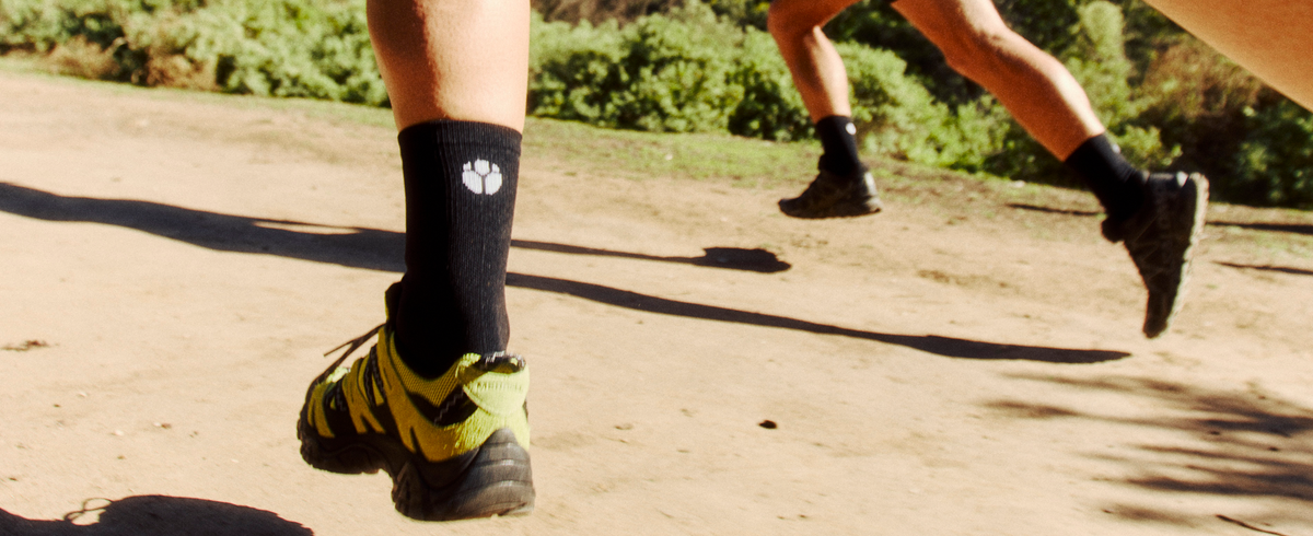 Fractel mens running socks collection banner