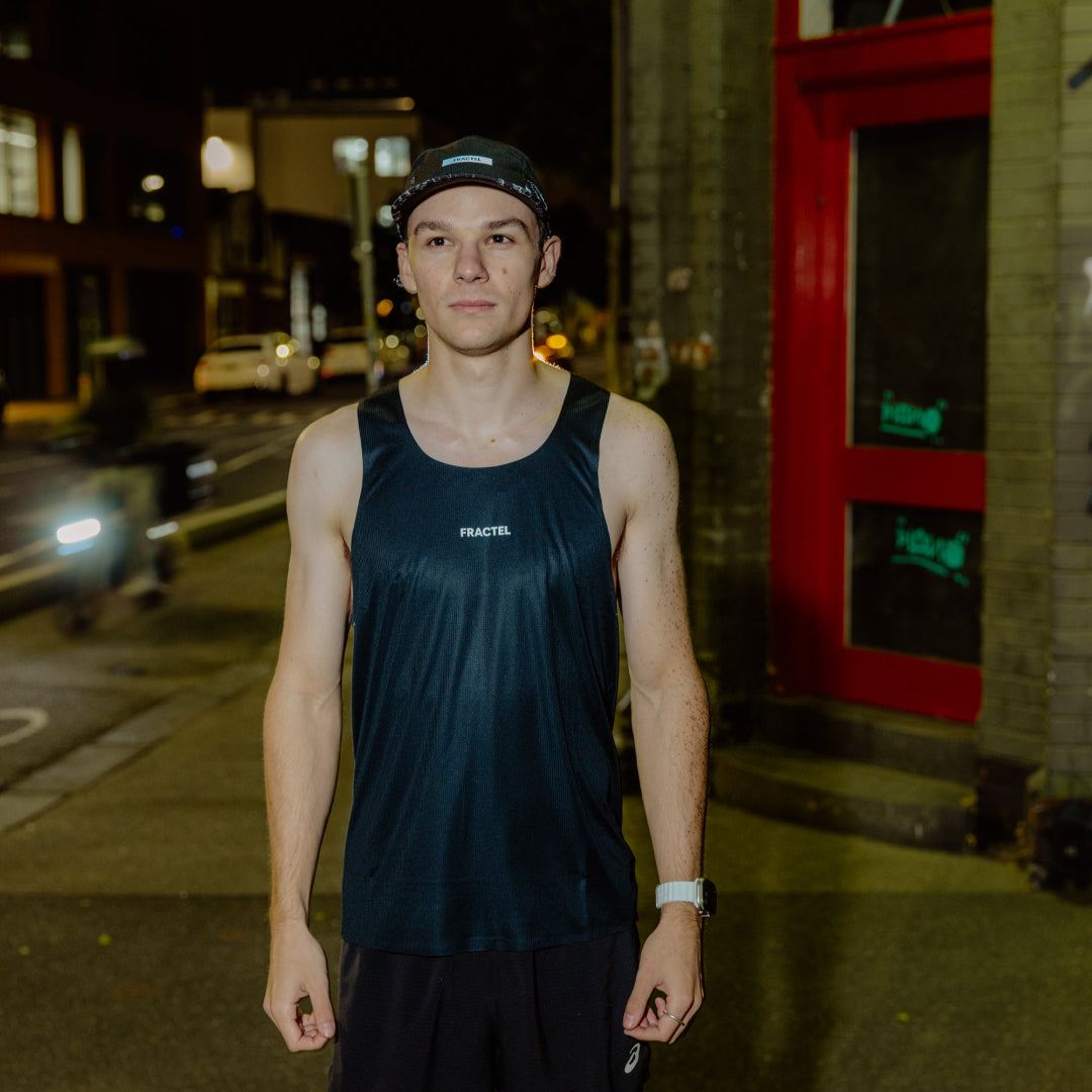 Men's V-BLACK Race Singlet
